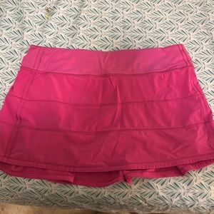 Lululemon pace rival skirt